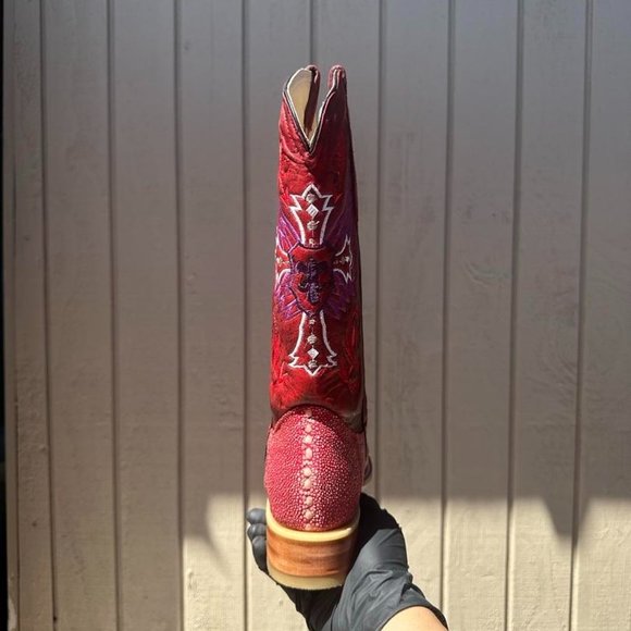 #17 Western Boot with Metallic Red Wine Stingray Finish, Style Model 6709 - Picture 5 of 5